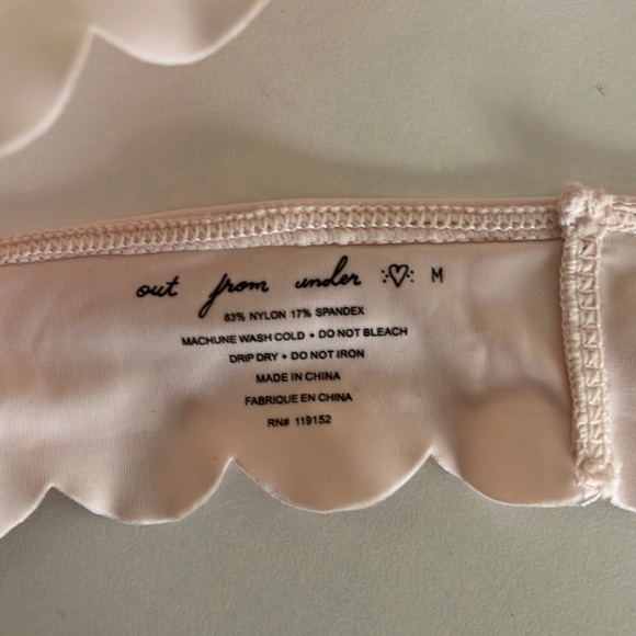 Out From Under Scalloped Halter Bralette - Picture 2 of 3